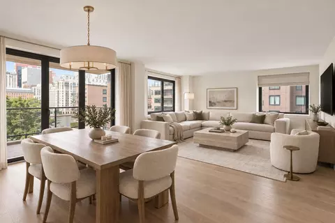 531 Main St #802, New York, NY 10044