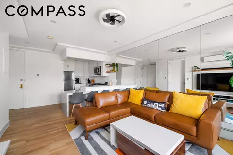 18 W 129th St #PHA, New York, NY 10027