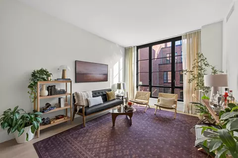 438 E 12th St #6S, New York, NY 10009
