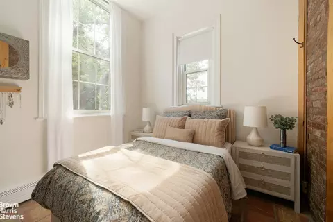 65 Middagh St #3A, Brooklyn, NY 11201