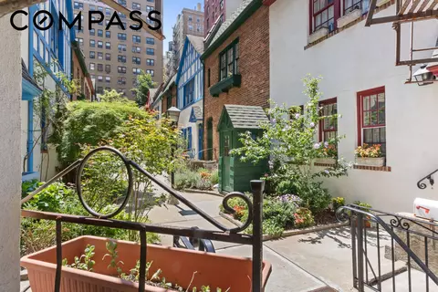 262 W 95th St #3, New York, NY 10025