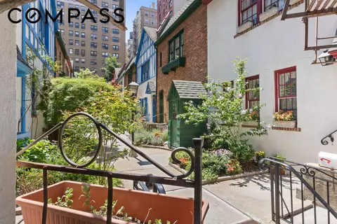 262 W 95th St #3, New York, NY 10025