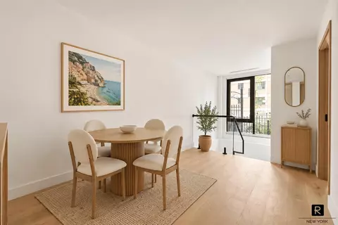 100 Scholes St #1-A, Brooklyn, NY 11206