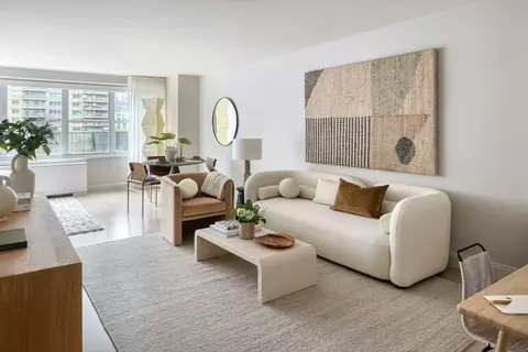155 W 68th St #1610, New York, NY 10023