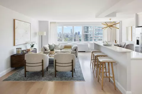 155 W 68th St #24A, New York, NY 10023