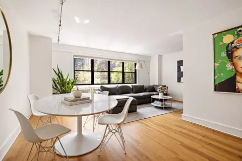 31 Jane St #2D, New York, NY 10014