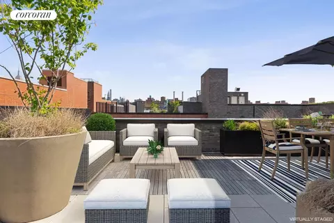 438 E 12th St #PHH, New York, NY 10009