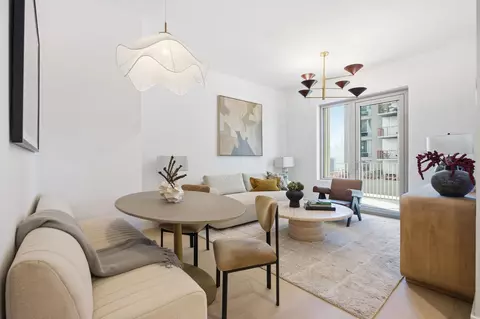 24-01 Queens Plz N #2066, New York City, NY 11101