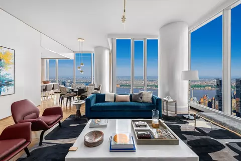 217 W 57th St #81W, New York, NY 10019