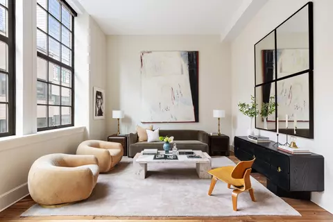 520 W 45th St #4C, New York, NY 10036