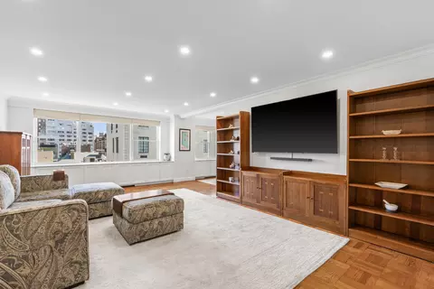 650 Park Ave #12C, New York, NY 10065
