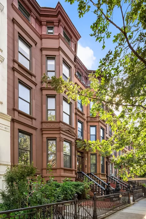 256 Jefferson Ave, Brooklyn, NY 11216