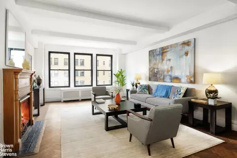 25 E 86th St #9A, New York, NY 10028