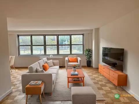 135 Ocean Pkwy #2G, Brooklyn, NY 11218