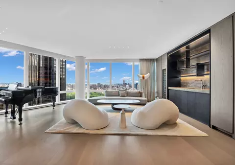 25 Columbus Cir #60AG, New York, NY 10019