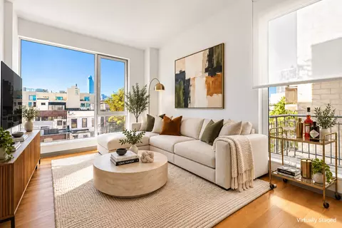 120 N 7th St #3A, Brooklyn, NY 11249