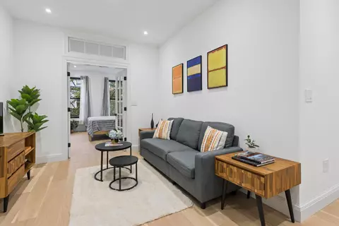 514 E 82nd St #3W, New York, NY 10028