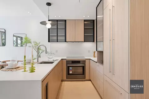 174 Eagle St #2, Brooklyn, NY 11222
