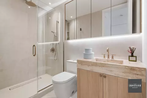 Bath - 174 Eagle St #2, Brooklyn, NY 11222 photo 2 of 2