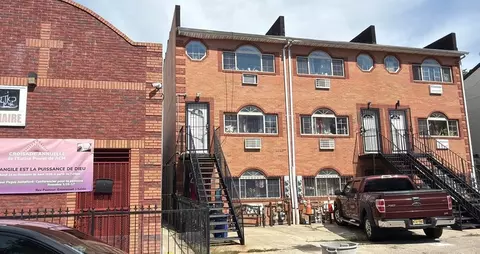 2819 Albemarle Rd, Brooklyn, NY 11226