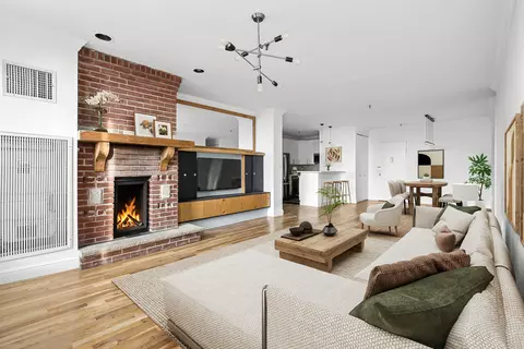 1 Tiffany Pl #4H, Brooklyn, NY 11231