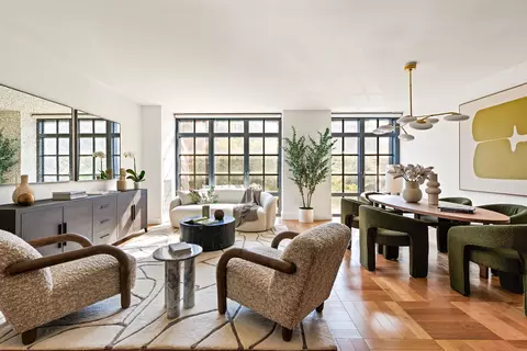 500 W 21st St #3D, New York, NY 10011