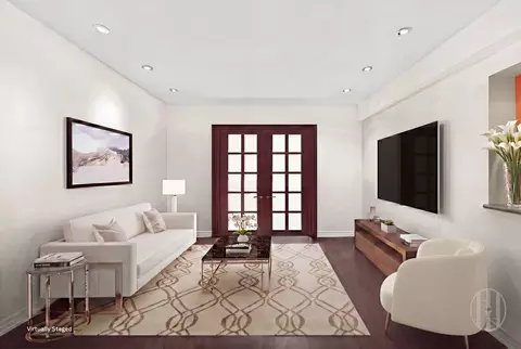 54 E 8th St #3J, New York, NY 10003