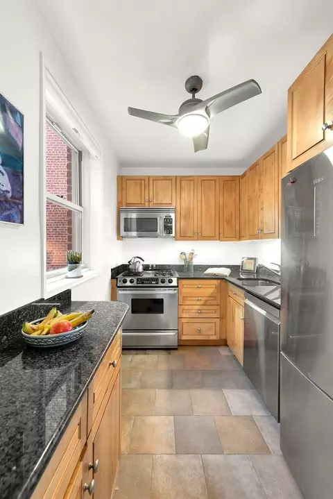 220 Berkeley Pl #4B, Brooklyn, NY 11217 photo 5