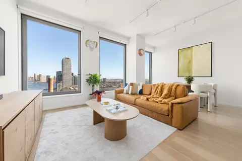 8 S 4th St #28E, Brooklyn, NY 11249