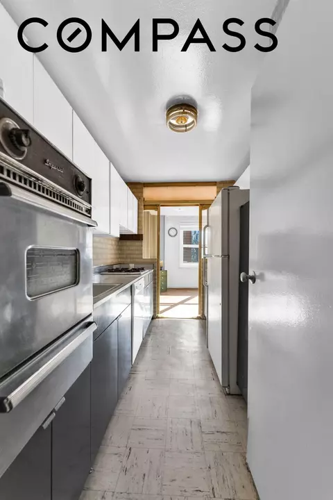 150 W End Ave #8C, New York, NY 10023