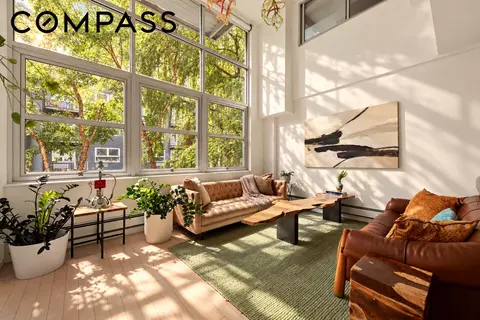 100 N 3rd St #2C, Brooklyn, NY 11249
