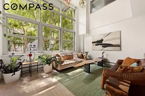 100 N 3rd St #2C, Brooklyn, NY 11249