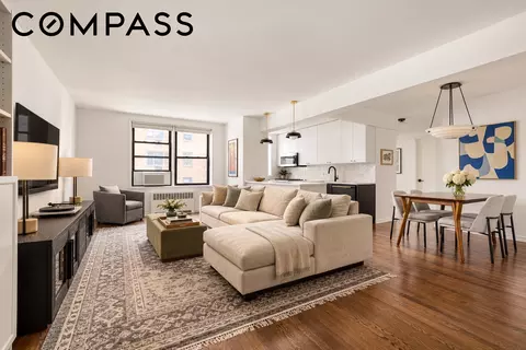 60 E 9th St #528, New York, NY 10003