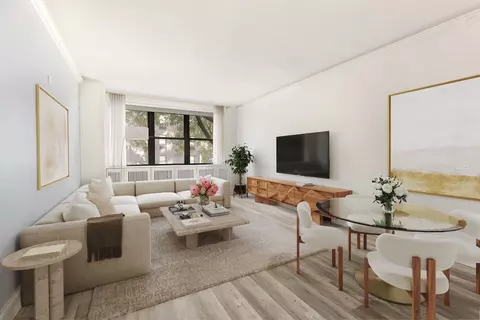 330 3rd Ave #3F, New York, NY 10010