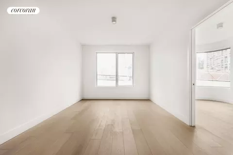 208 Delancey St #4G, New York, NY 10002