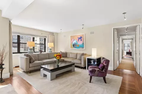 11 E 87th St #PHCDE, New York, NY 10128
