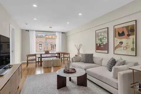 302 E 88th St #7-F, New York, NY 10128