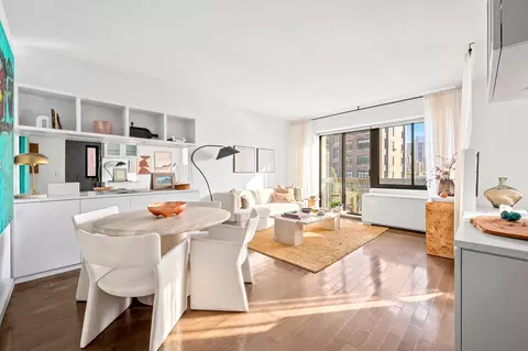350 E 72nd St #9A, New York, NY 10021