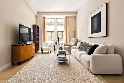 111 Fulton St #308, New York, NY 10038