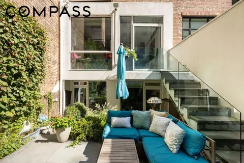 10 E 95th St #GARDEN TRIPLEX, New York, NY 10128