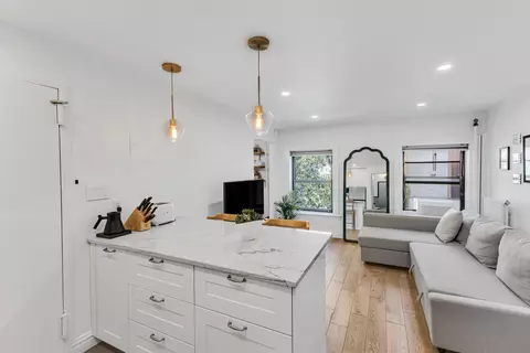 183 Dekalb Ave #D2, Brooklyn, NY 11205