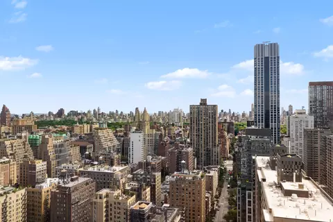 200 Riverside Blvd #37D, New York, NY 10069