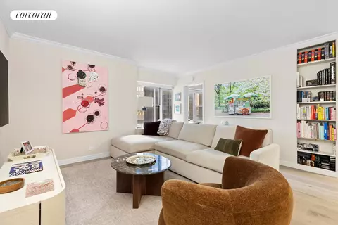118 E 60th St #24A, New York, NY 10022