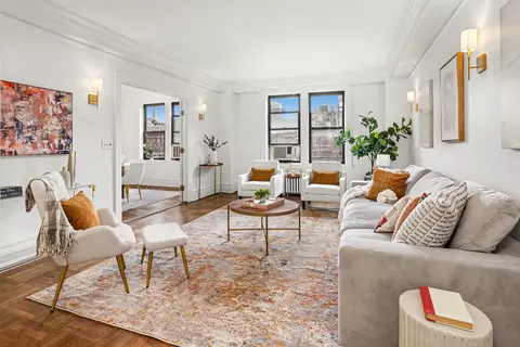 334 W 86th St #8C, New York, NY 10024