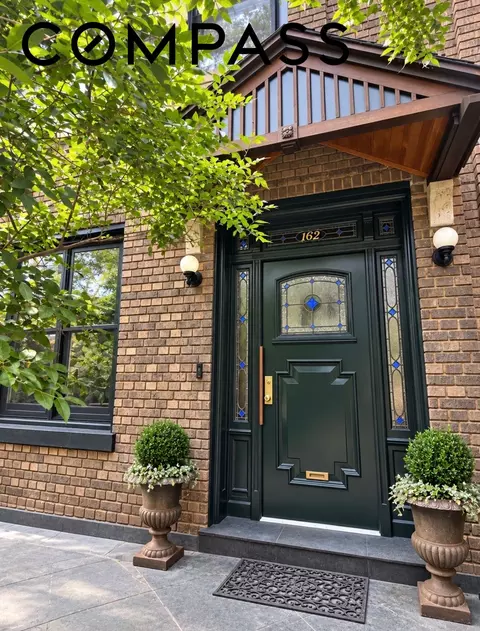 162 Crown St, Brooklyn, NY 11225