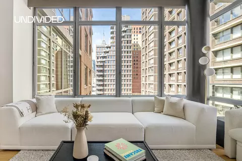 303 E 33rd St #8A, New York, NY 10016