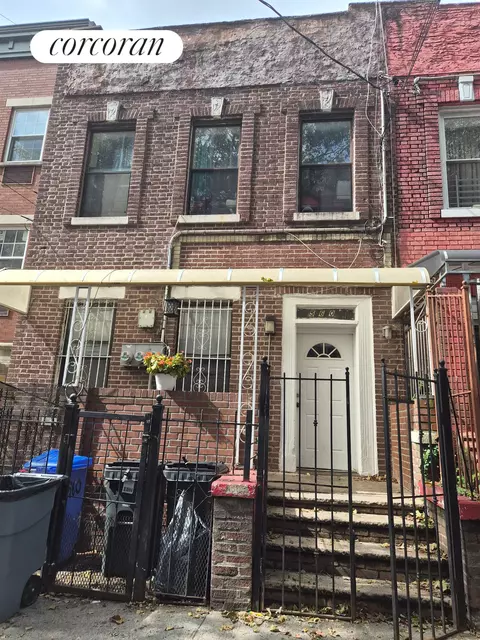 560 Euclid Ave, Brooklyn, NY 11208