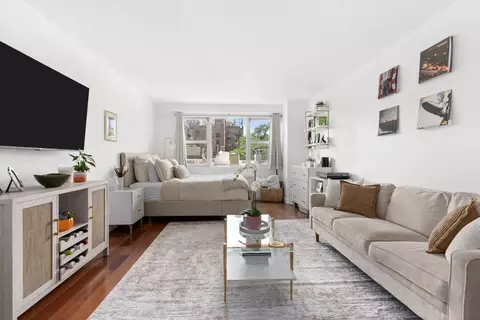 40 Clinton St #7B, Brooklyn, NY 11201