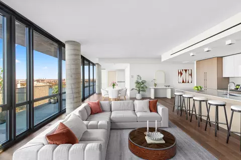 302 E 96th St #PENTHOUSE, New York, NY 10128
