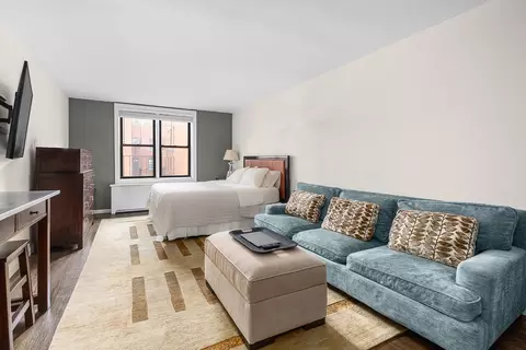 229 E 28th St #5L, New York, NY 10016
